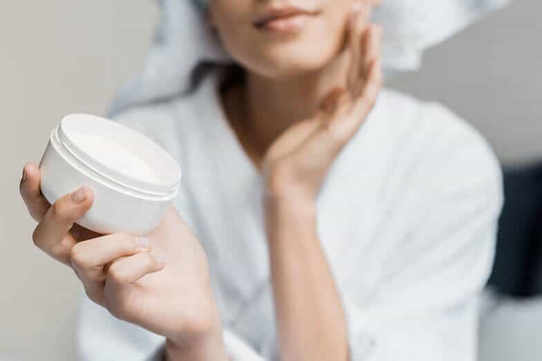 Nurturing Your Skin: the Secrets to Effective Moisturizer Application